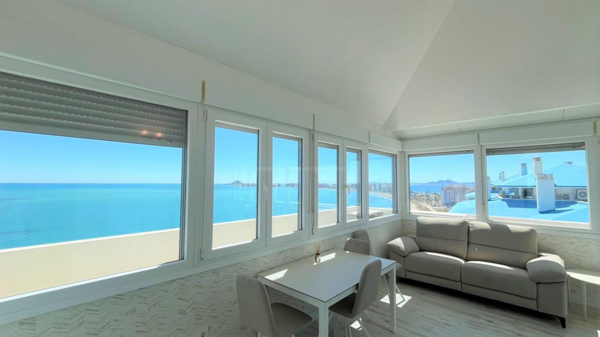 Apartment / flat in La Manga Del Mar Menor