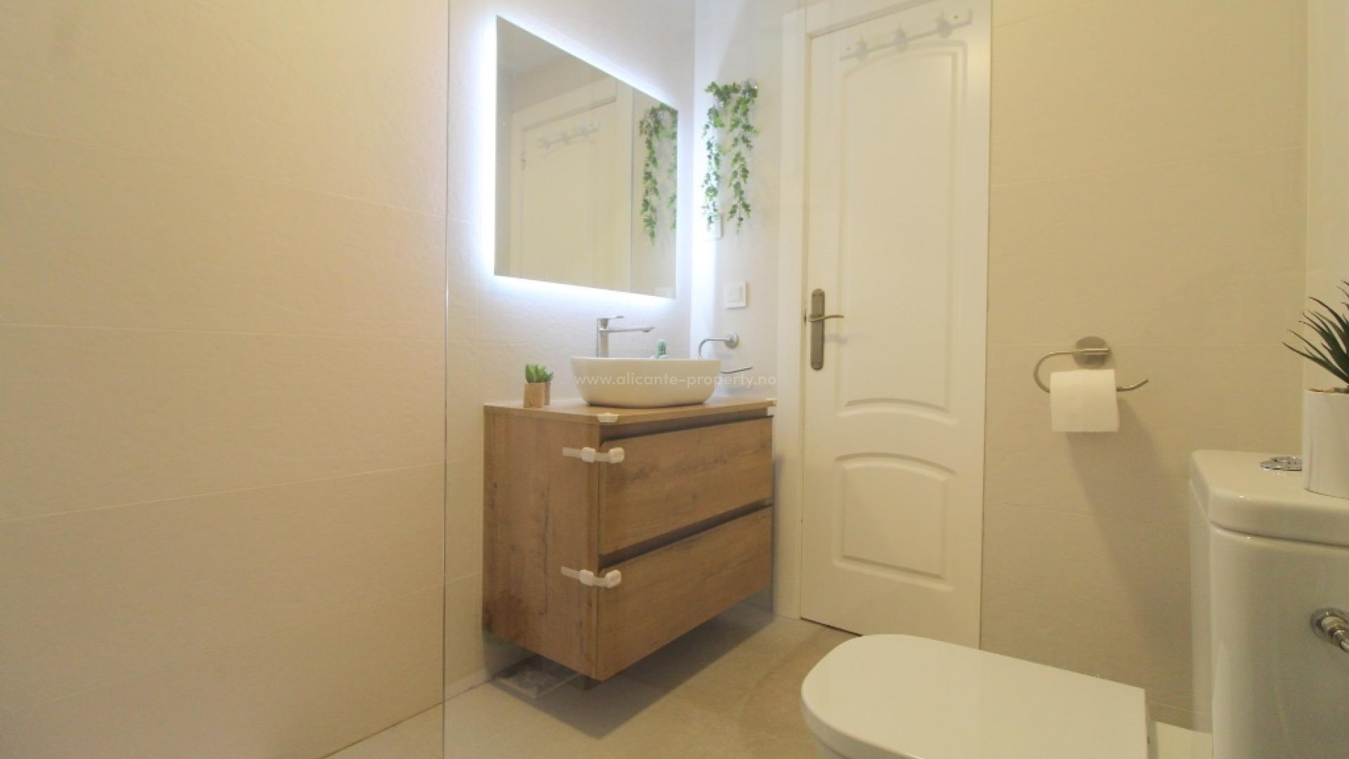 Apartment / flat in La Veleta