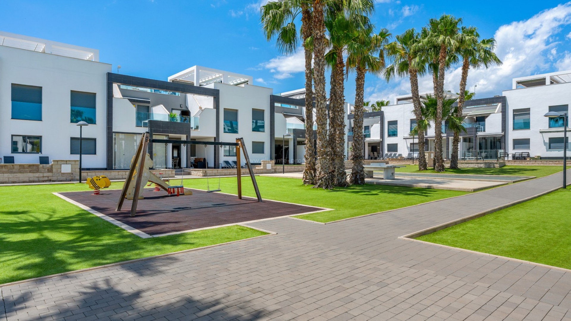 Apartment / flat in La Zenia