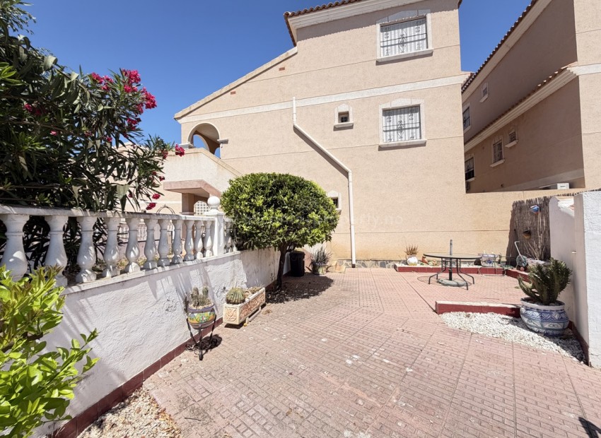 Apartment / flat in La Zenia