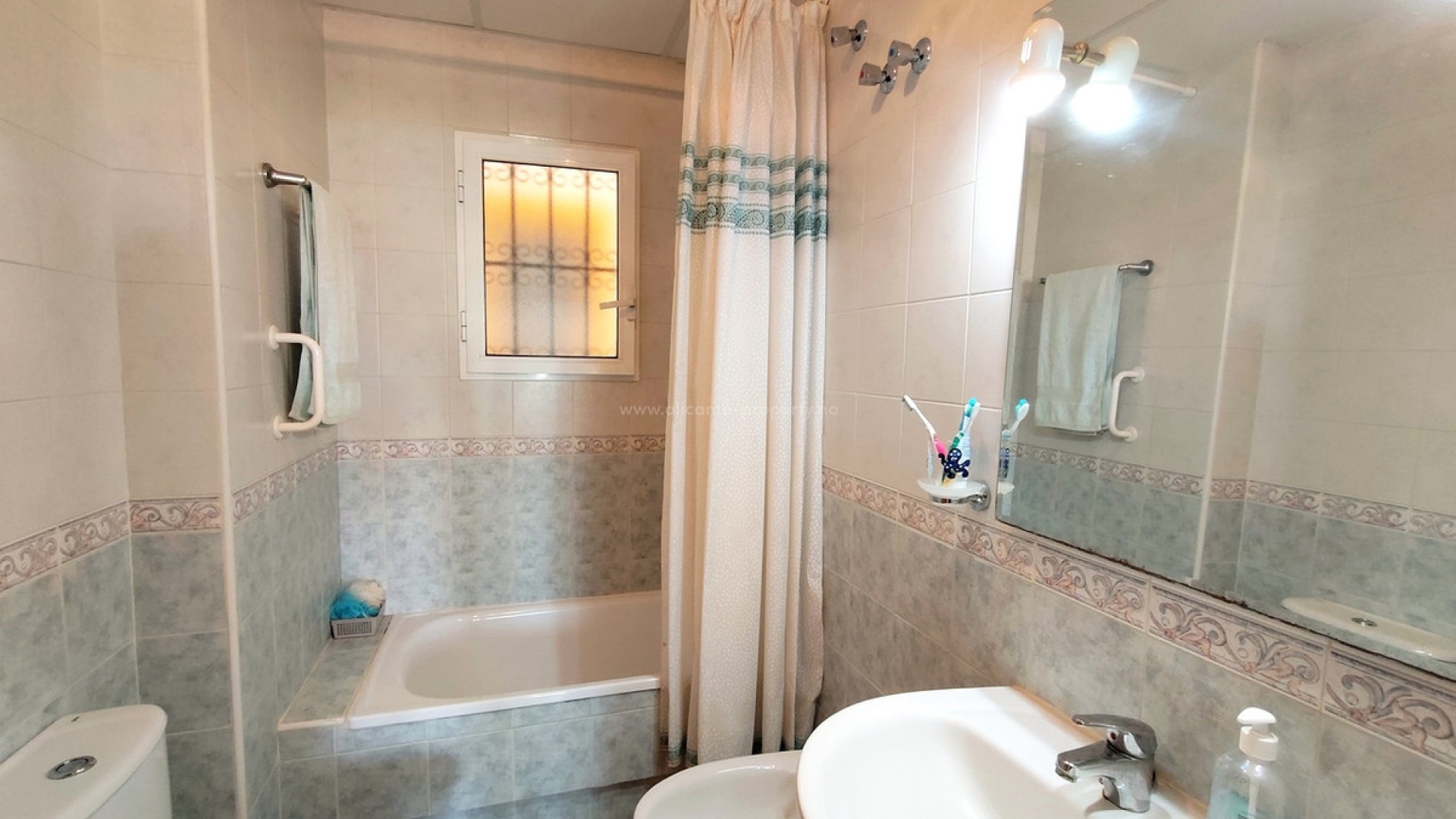 Apartment / flat in La Zenia