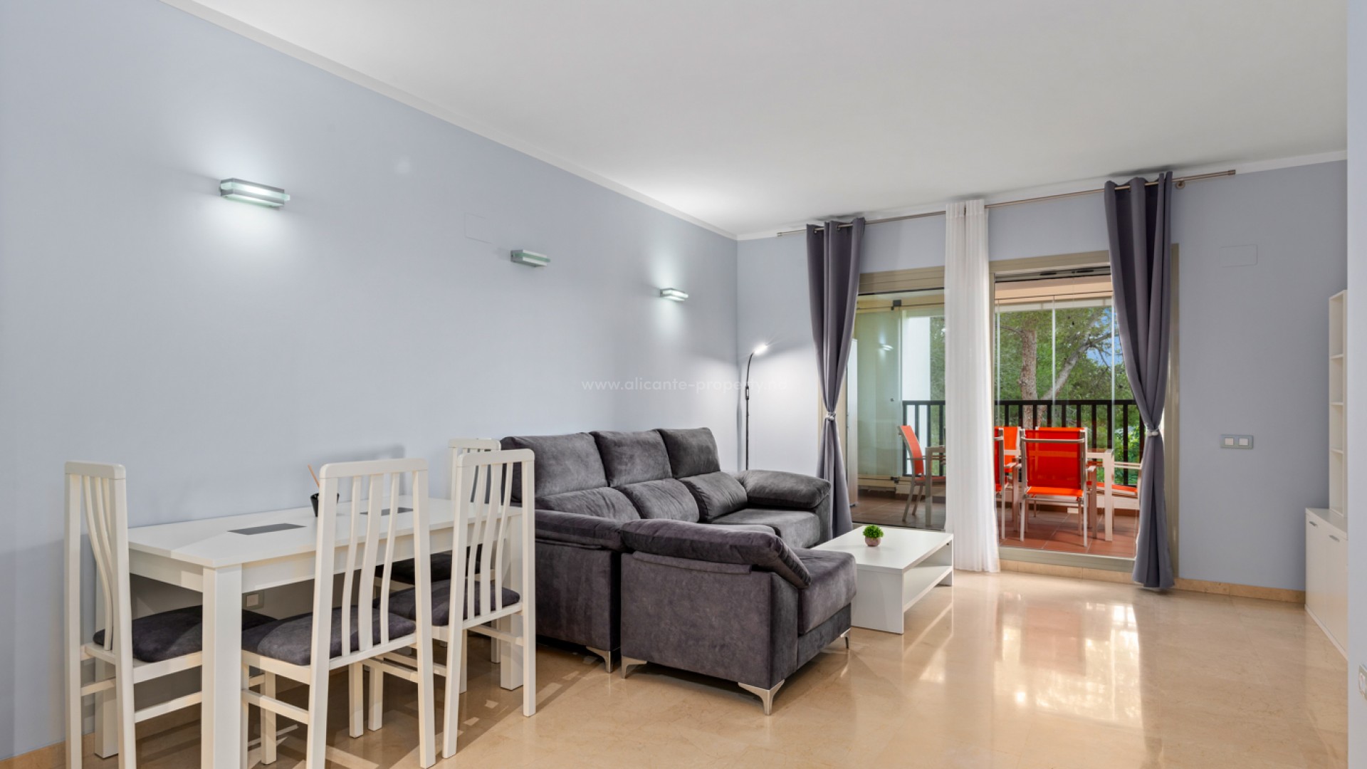 Apartment / flat in Las Colinas