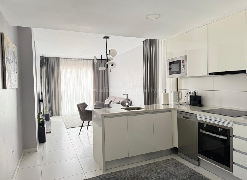 Apartment / flat in Las Filipinas