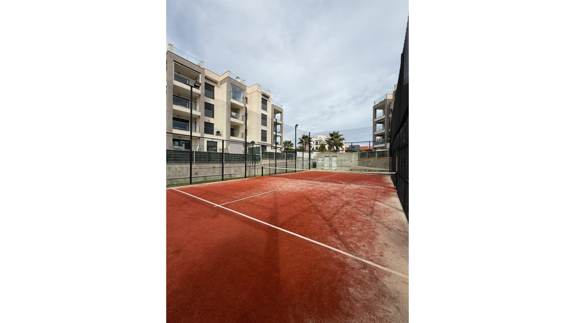 Apartment / flat in Las Filipinas