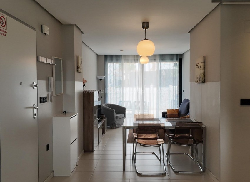 Apartment / flat in Las Filipinas