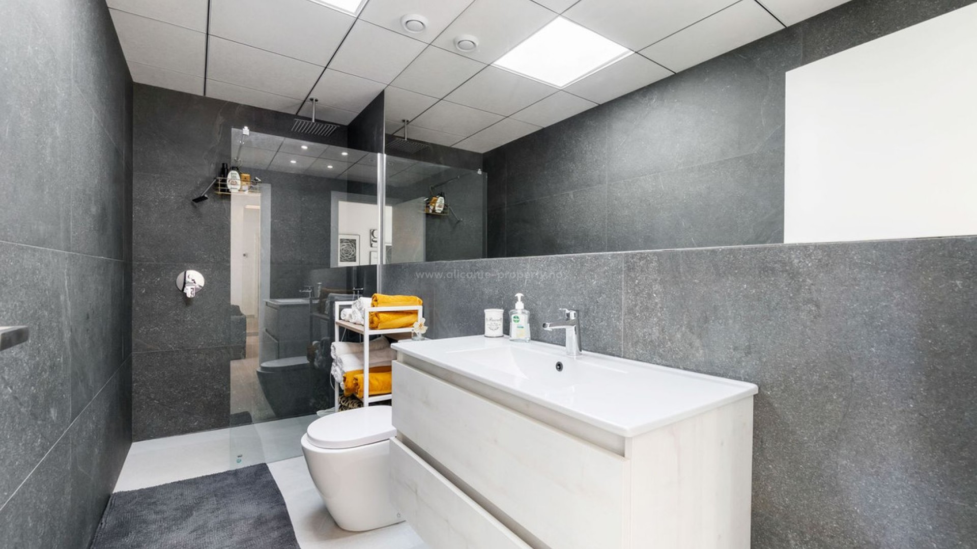 Apartment / flat in Lo crispin