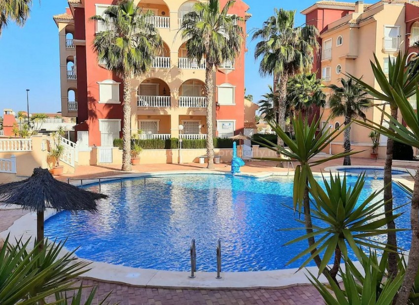 Apartment / flat in Los Alcazares Centro