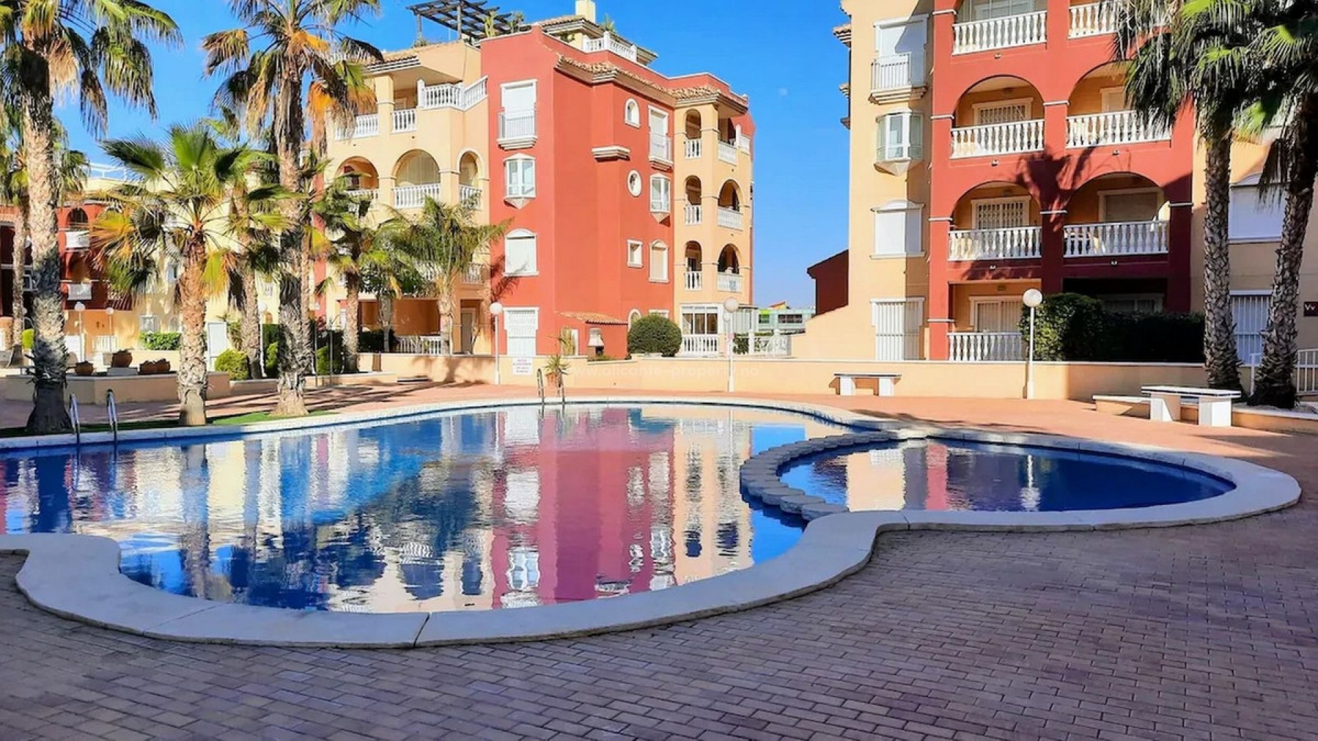 Apartment / flat in Los Alcazares Centro