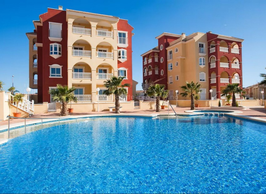 Apartment / flat in Los Alcazares Centro