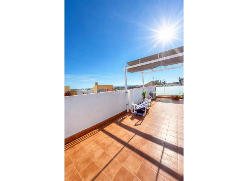 Apartment / flat in Los Alcazares Centro
