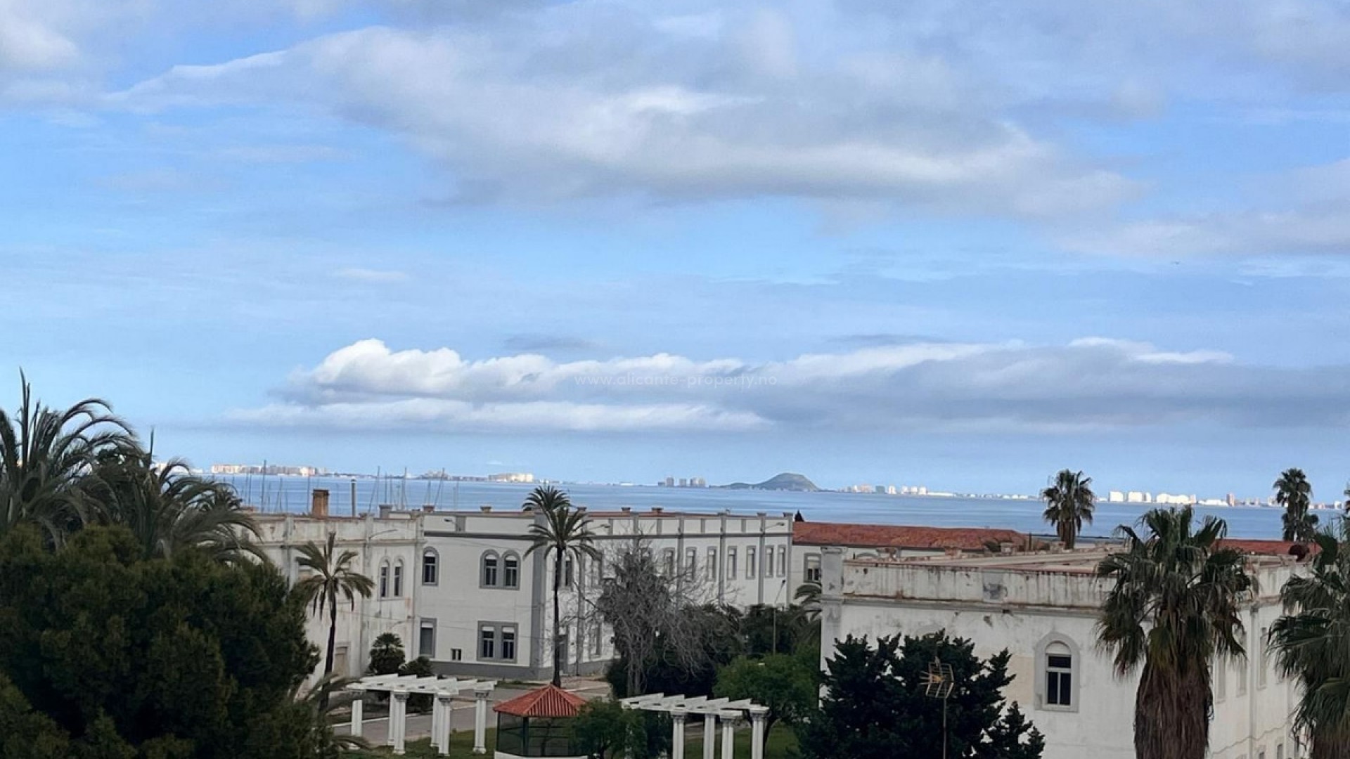 Apartment / flat in Los Alcazares Centro