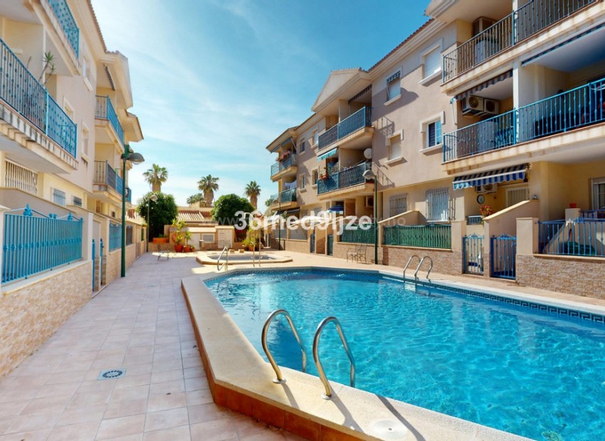 Apartment / flat in Los Alcazares Centro