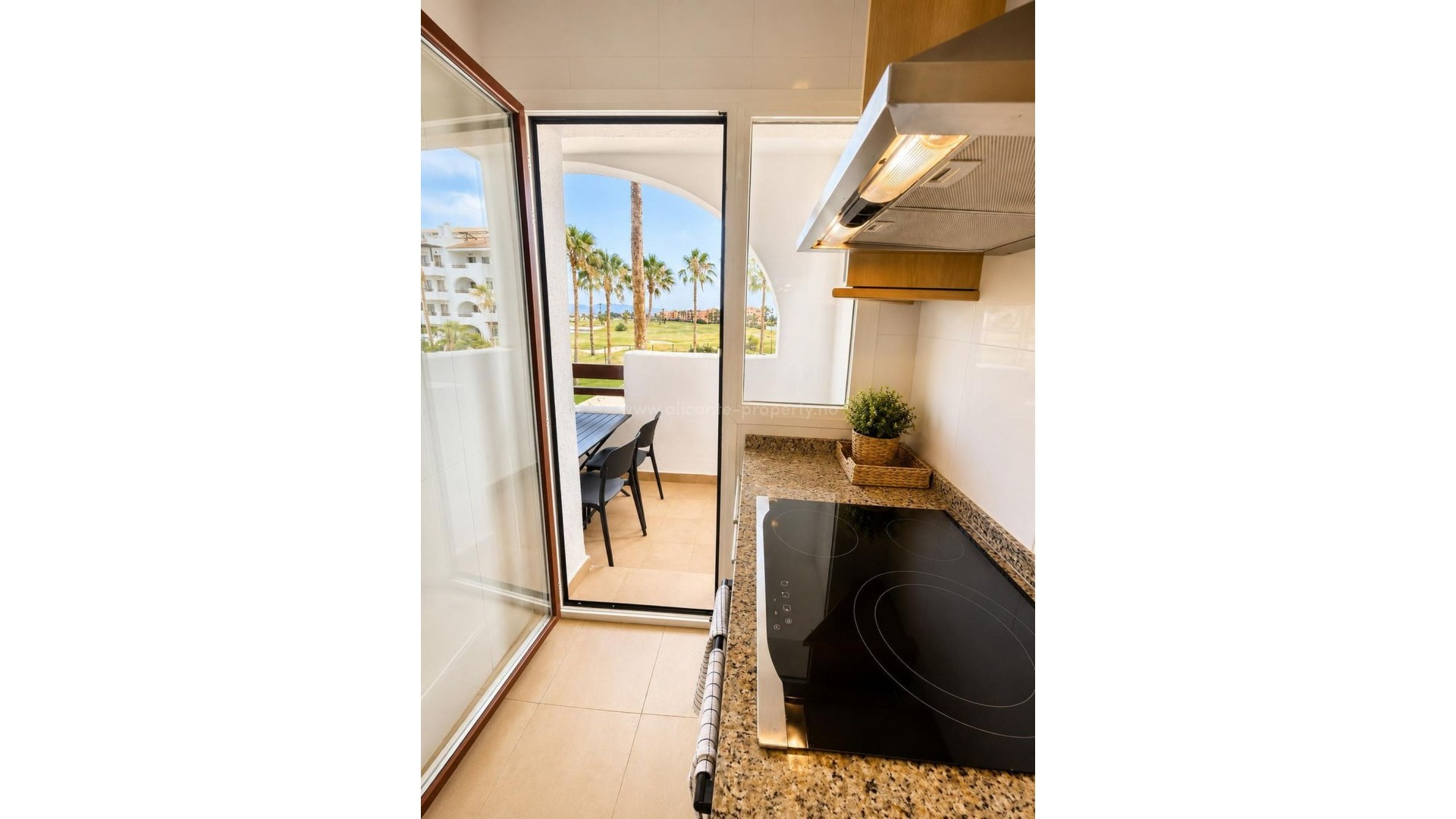 Apartment / flat in Los Alcazares Centro