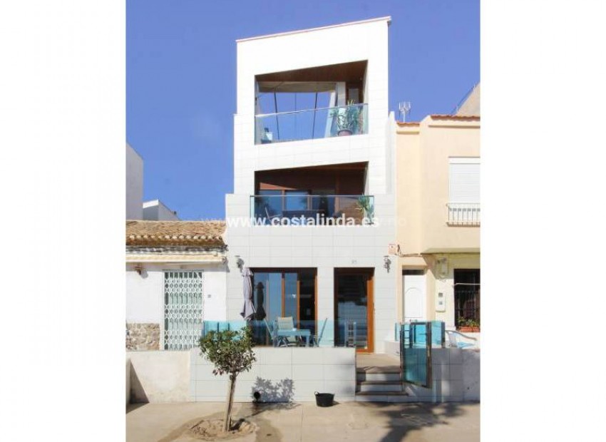Apartment / flat in Los Alcazares