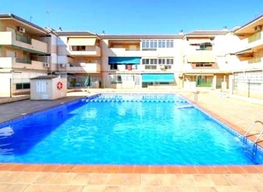 Apartment / flat in Los Alcazares