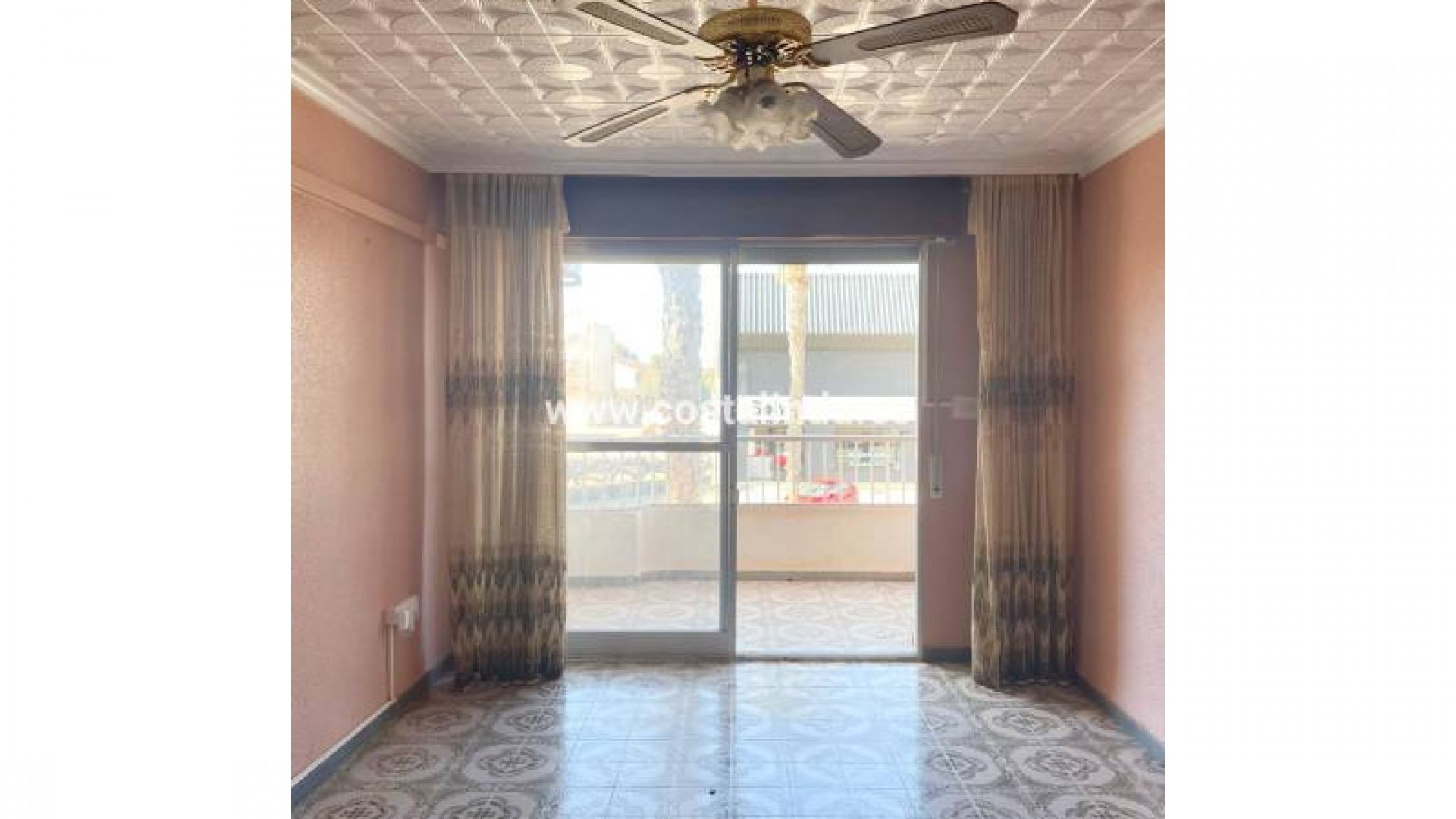 Apartment / flat in Los Alcazares