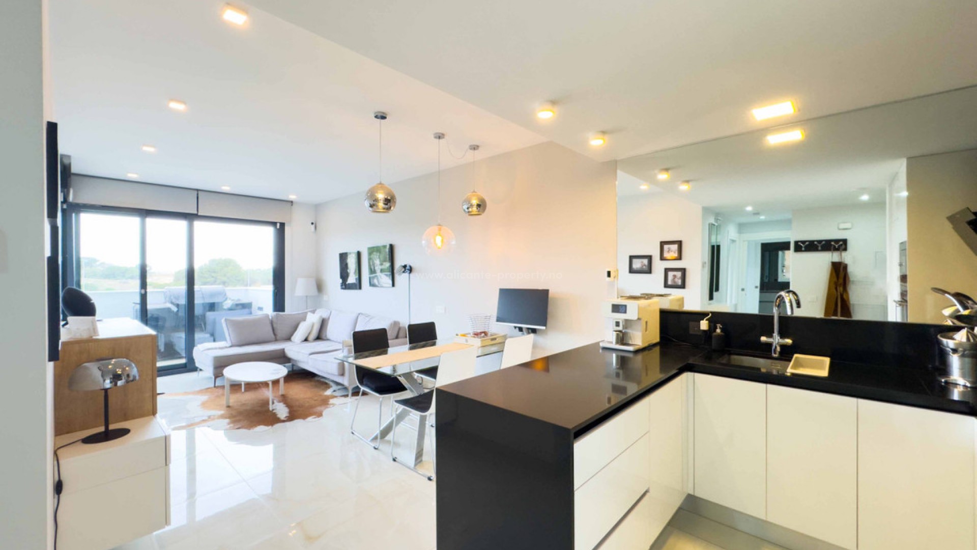 Apartment / flat in Los Altos