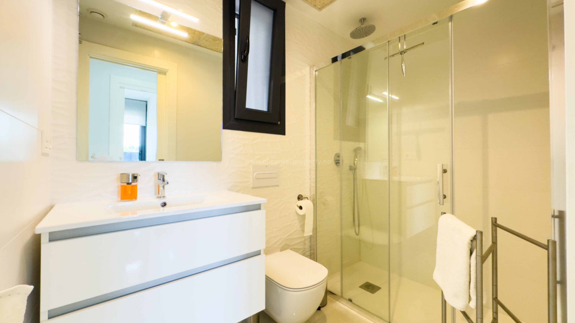 Apartment / flat in Los Altos