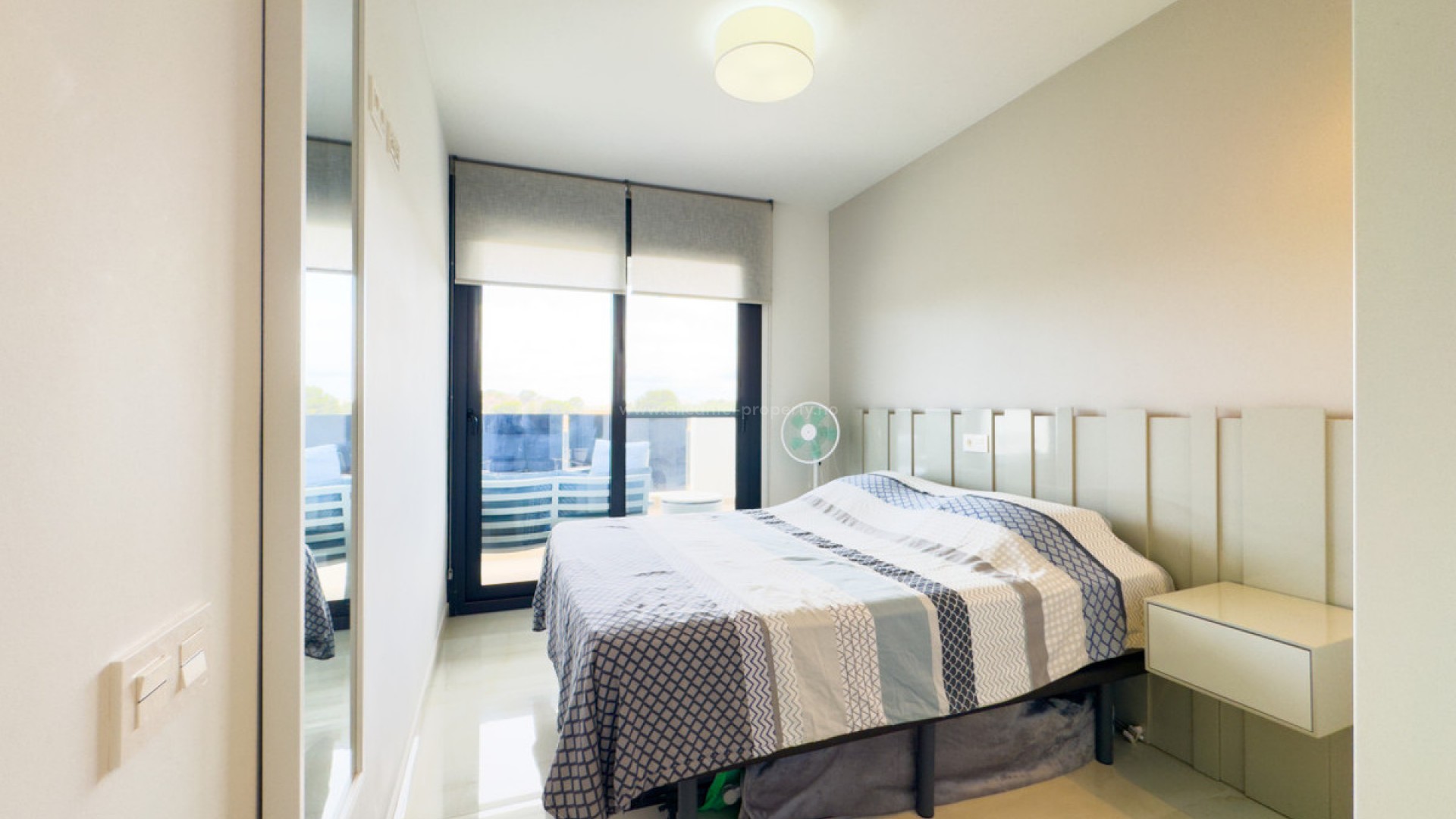 Apartment / flat in Los Altos