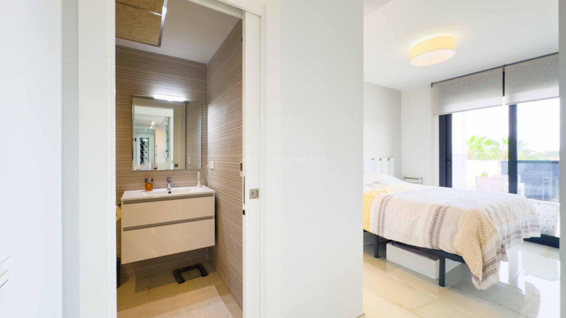 Apartment / flat in Los Altos