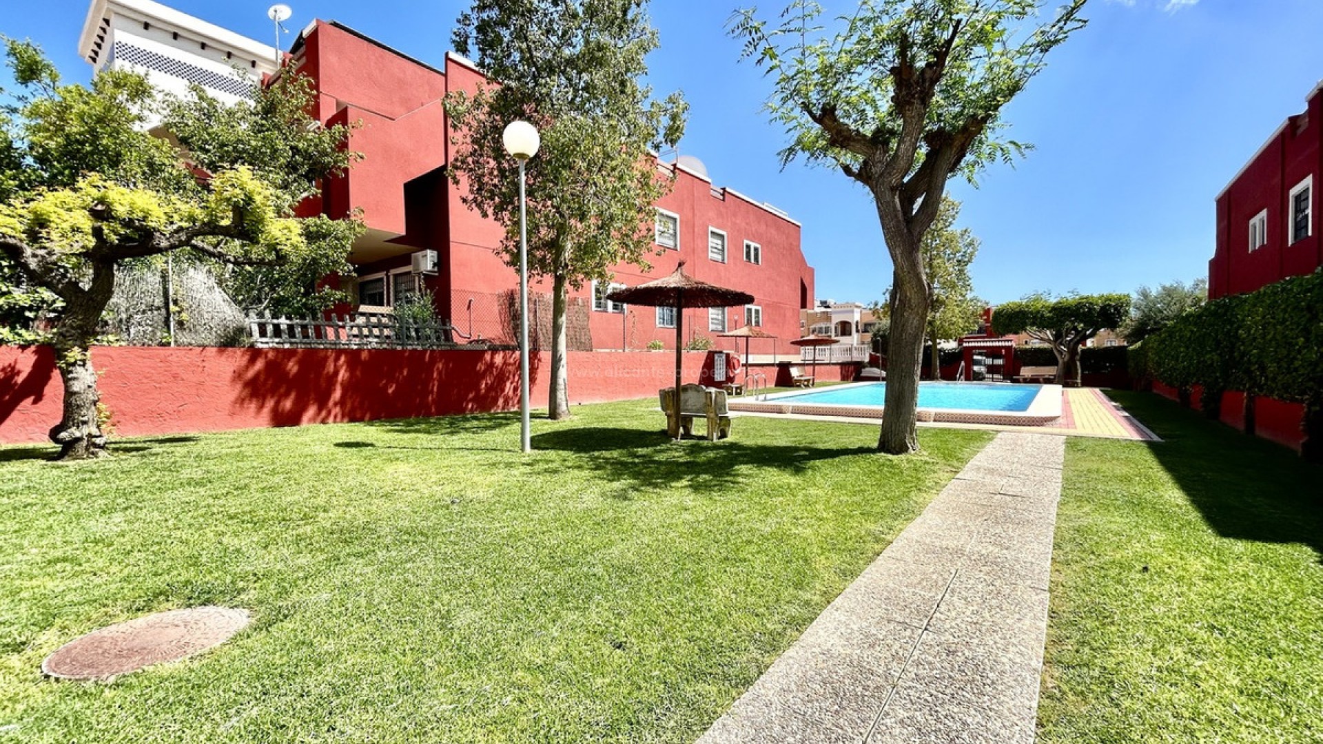 Apartment / flat in Los Altos