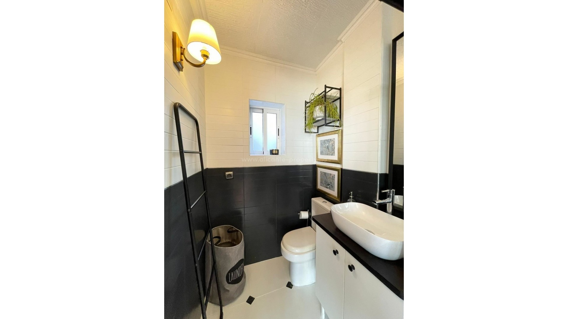 Apartment / flat in Los Altos
