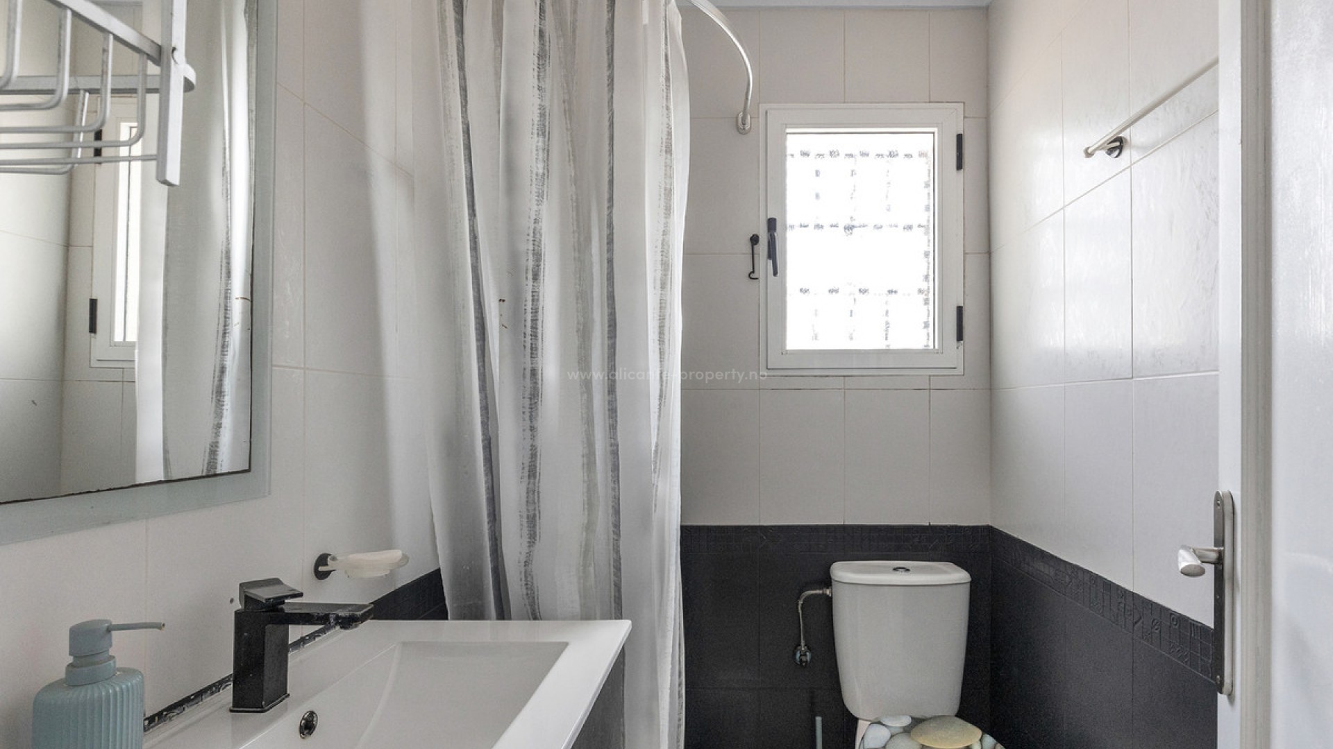 Apartment / flat in Los Altos