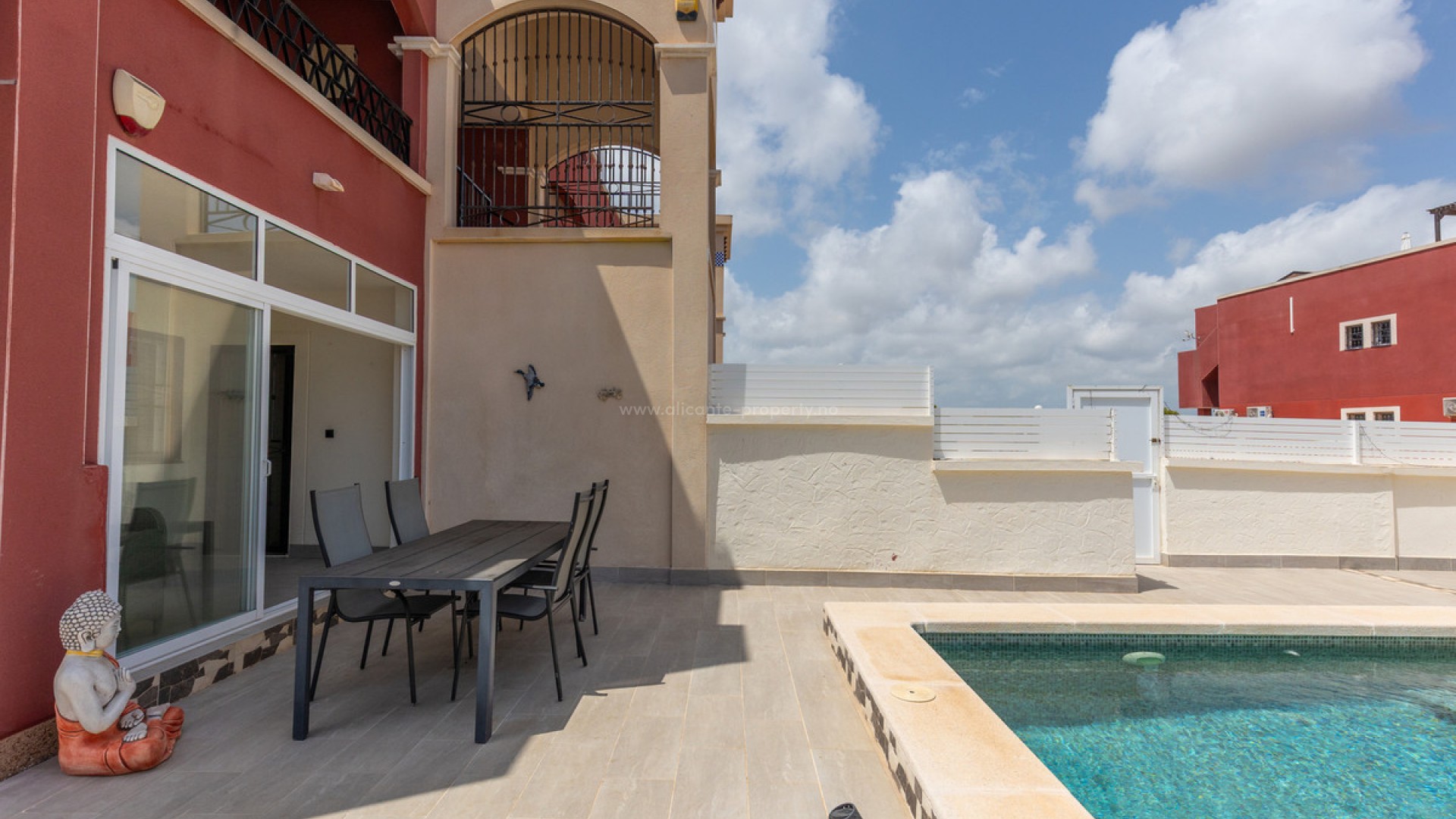 Apartment / flat in Los Altos