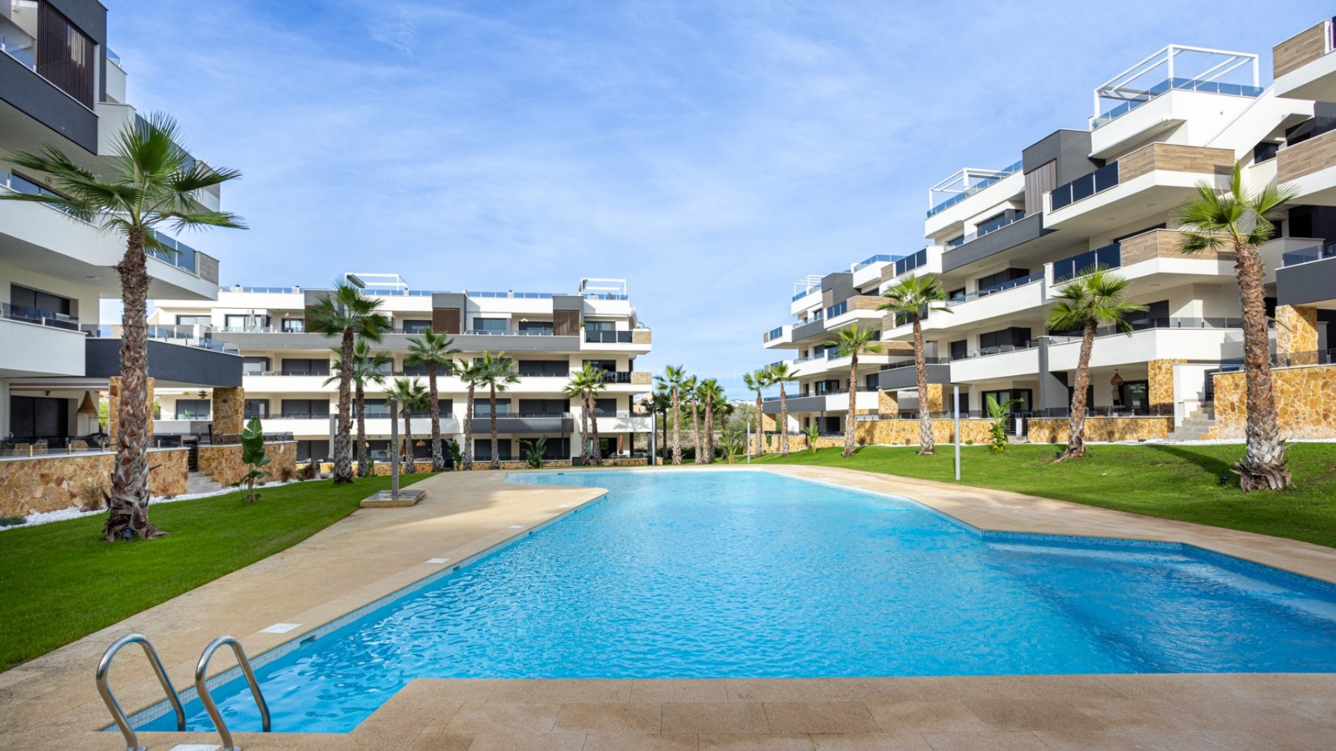 Apartment / flat in Los Altos