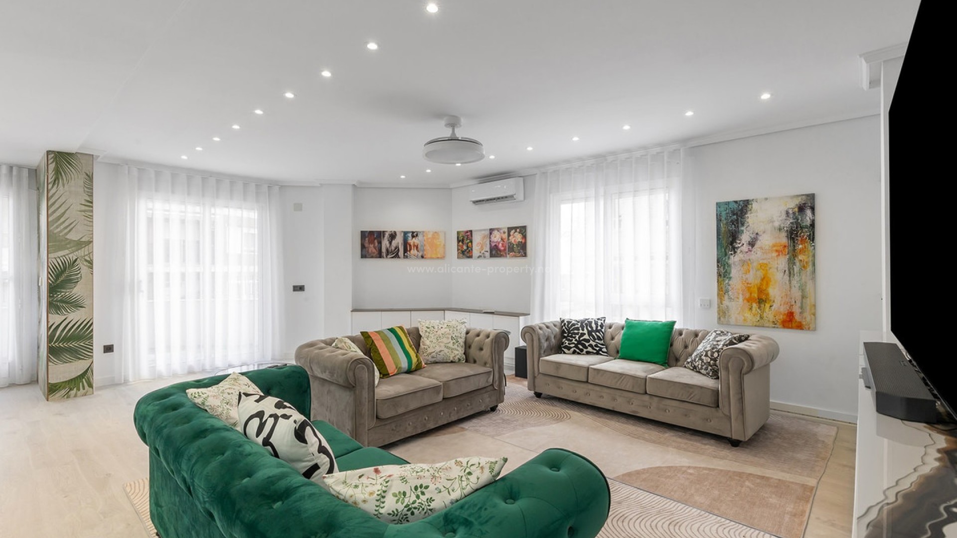 Apartment / flat in Los Montesinos Centro