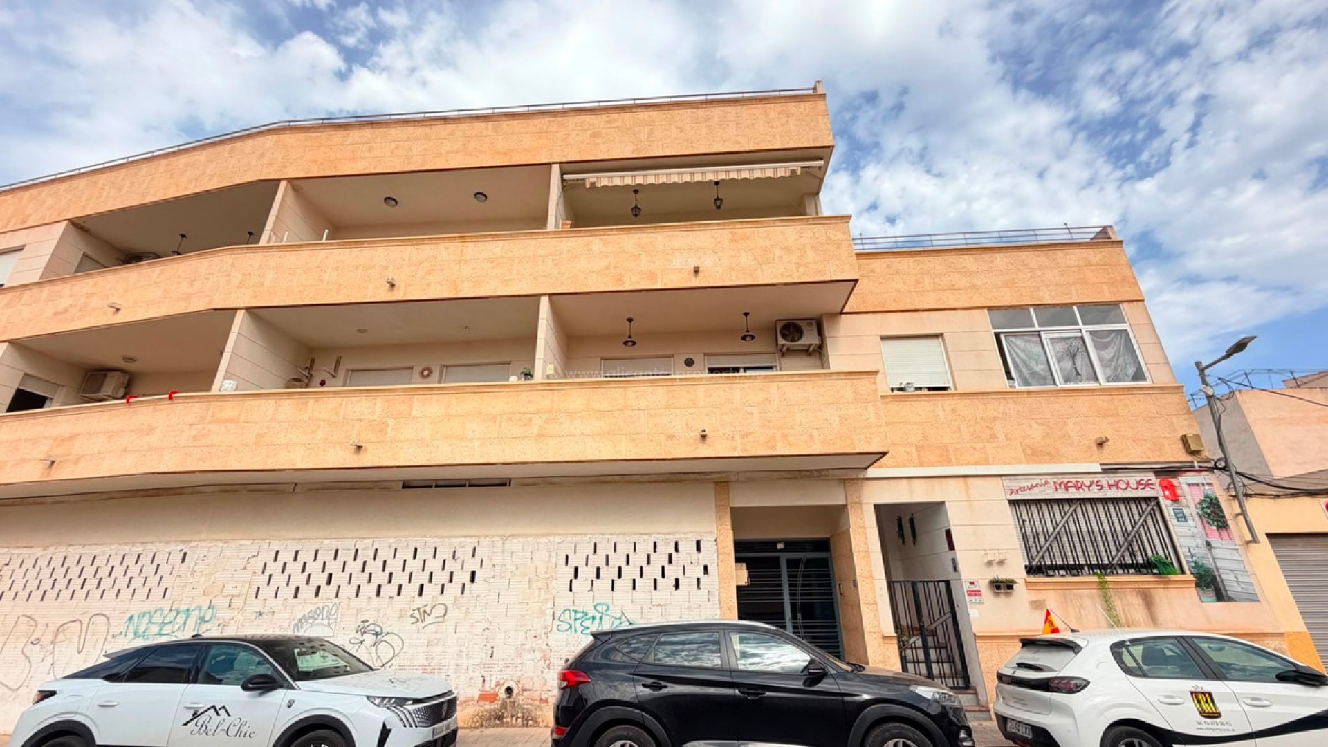 Apartment / flat in Los Montesinos Centro