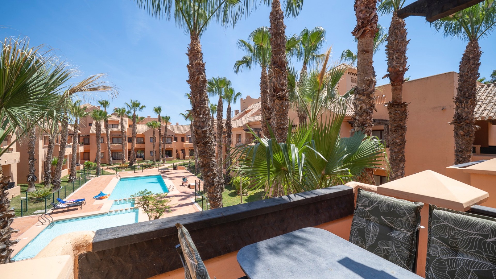 Apartment / flat in Los Montesinos