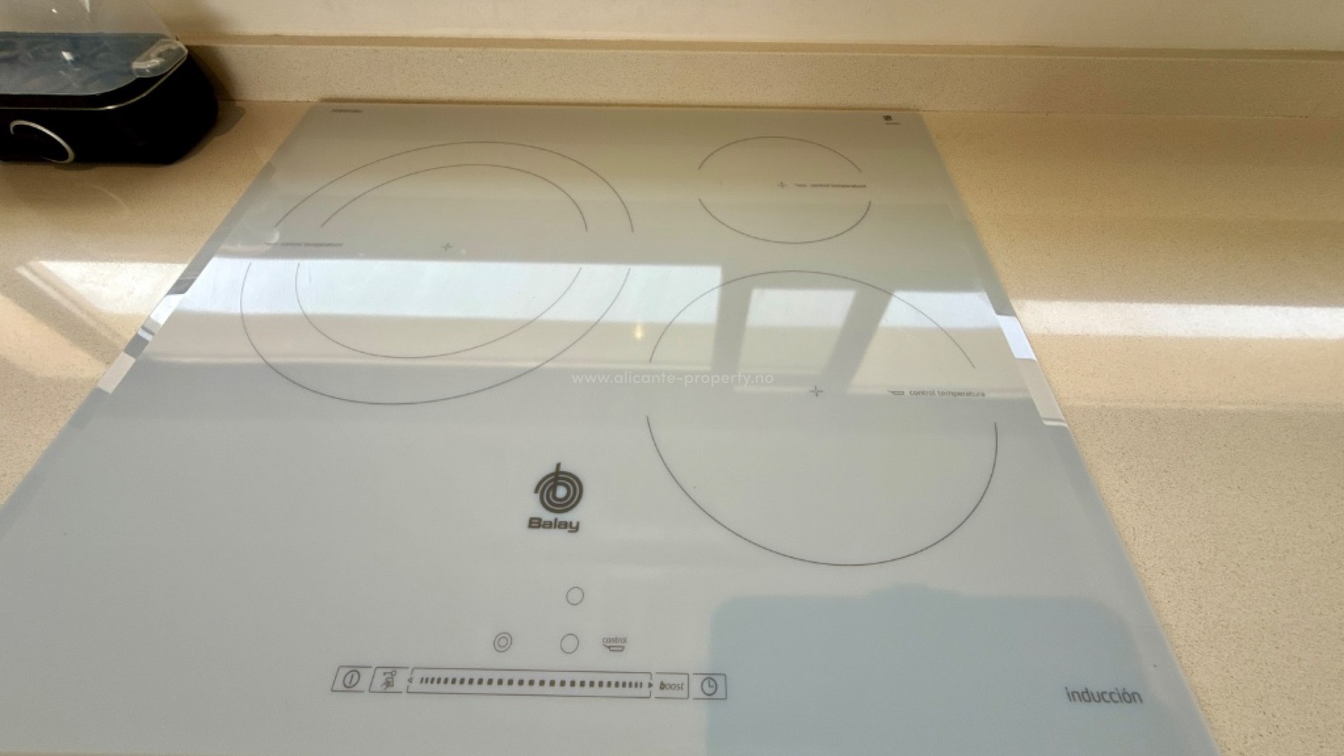 Apartment / flat in Mil Palmeras