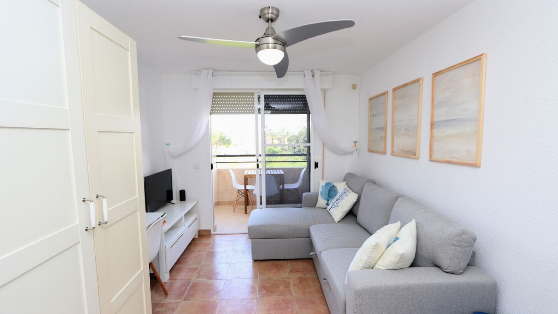 Apartment / flat in Mil Palmeras
