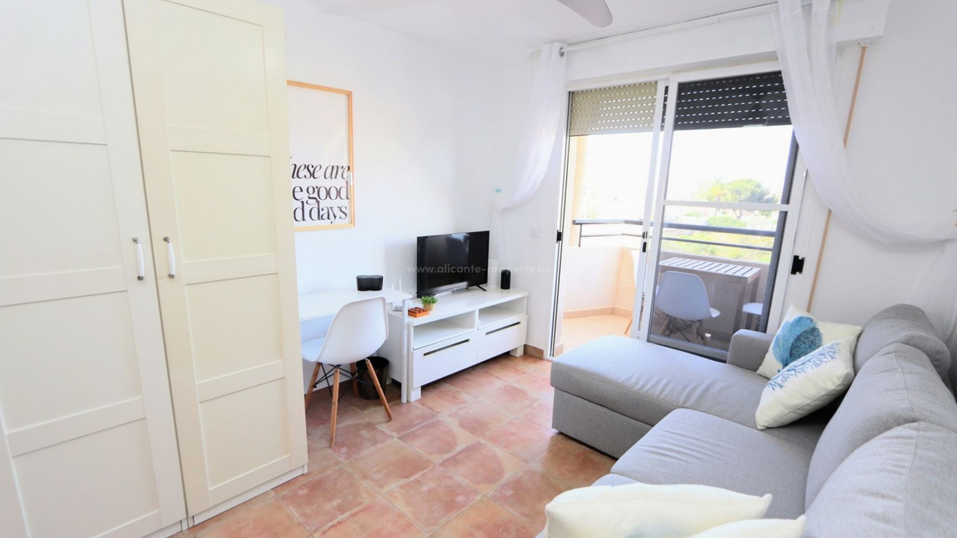 Apartment / flat in Mil Palmeras