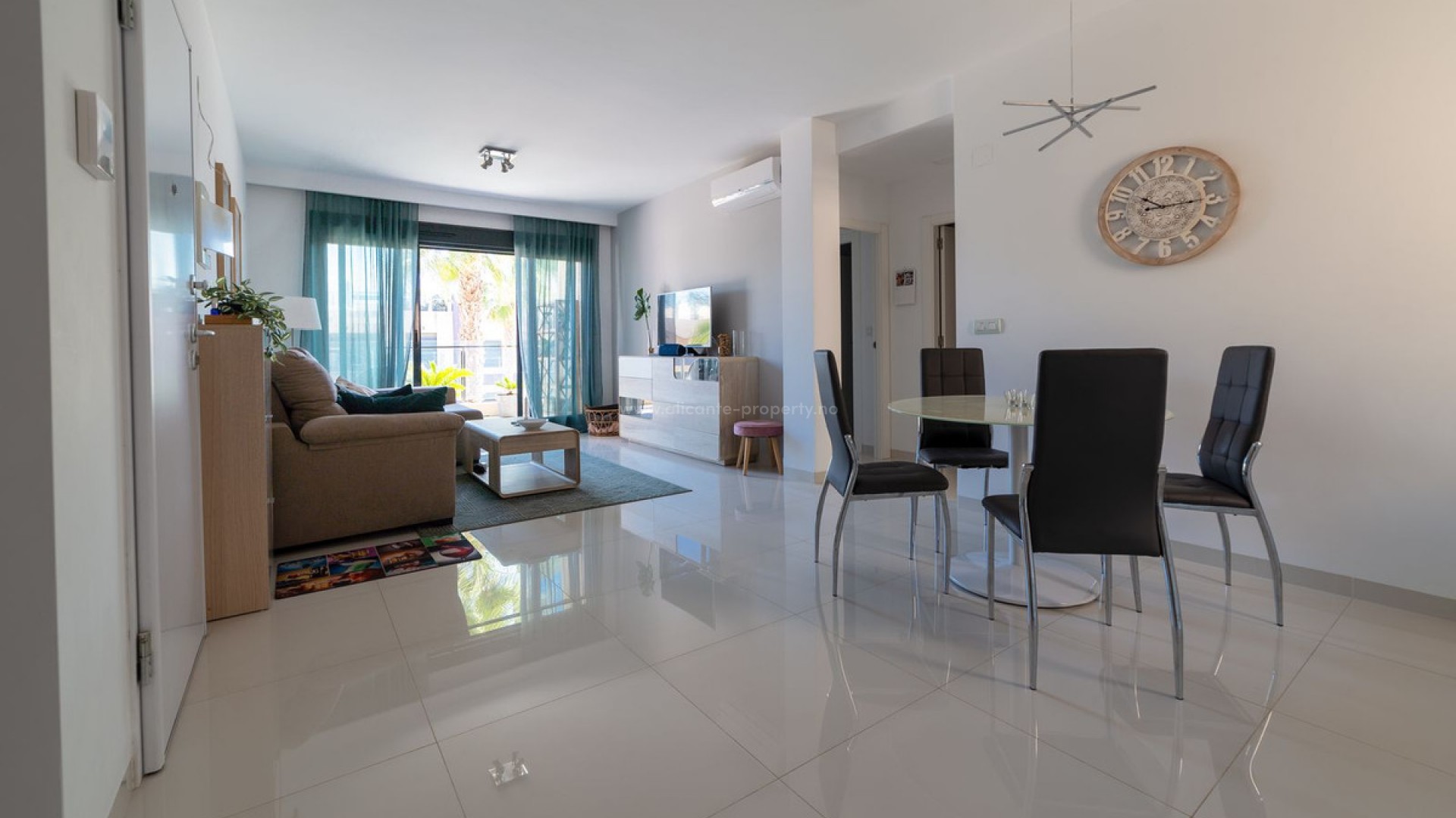 Apartment / flat in Mil Palmeras