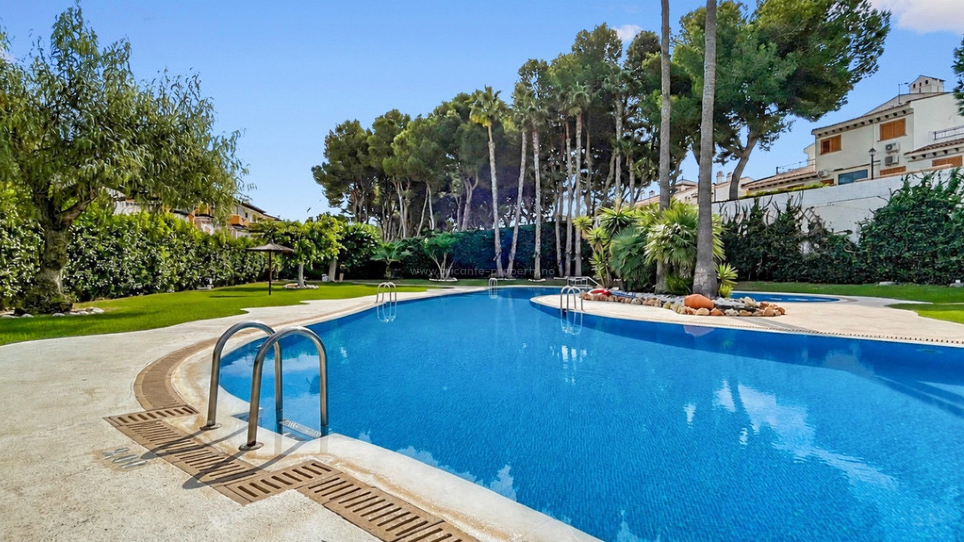 Apartment / flat in Mil Palmeras