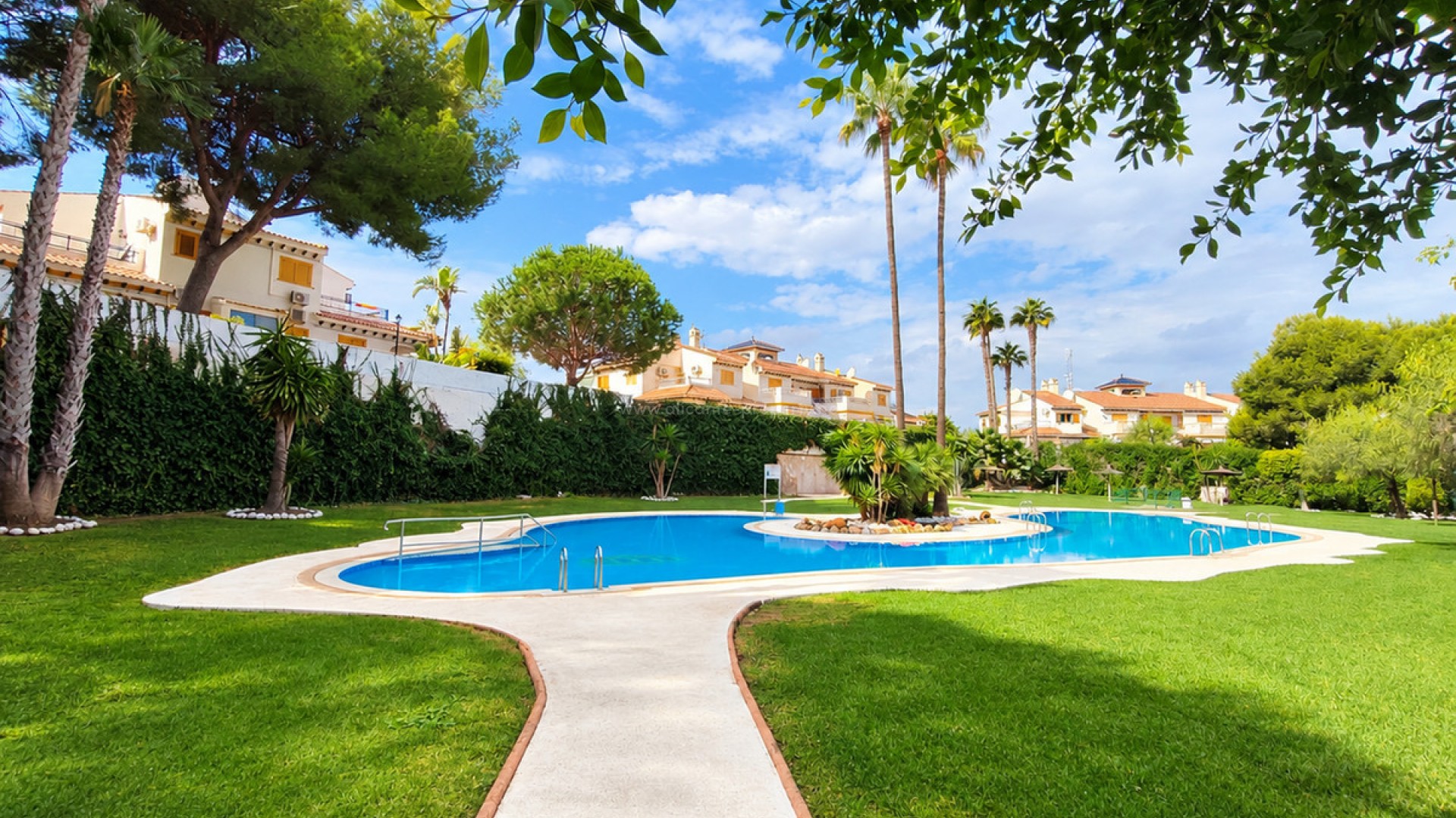 Apartment / flat in Mil Palmeras
