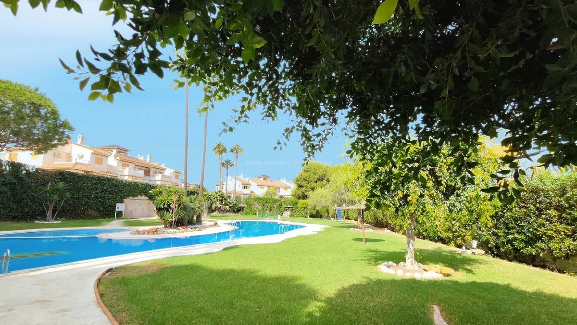 Apartment / flat in Mil Palmeras
