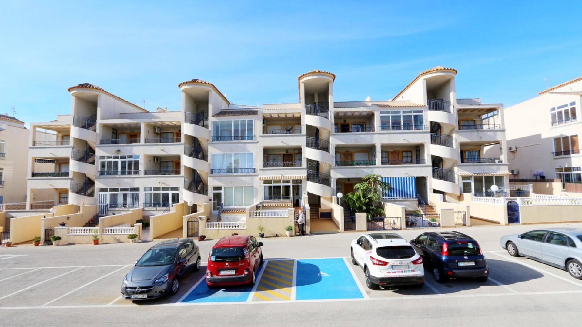 Apartment / flat in Orihuela Costa
