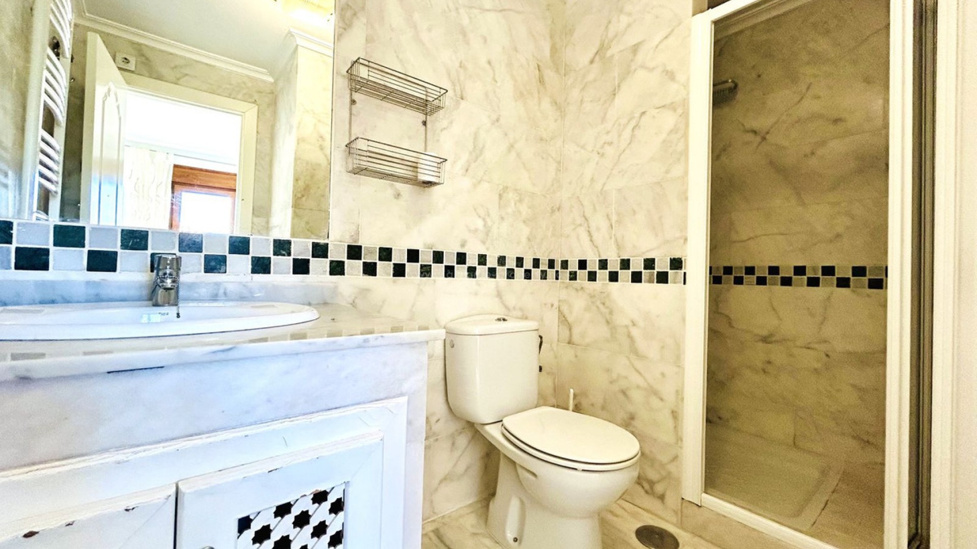 Apartment / flat in Pau 8