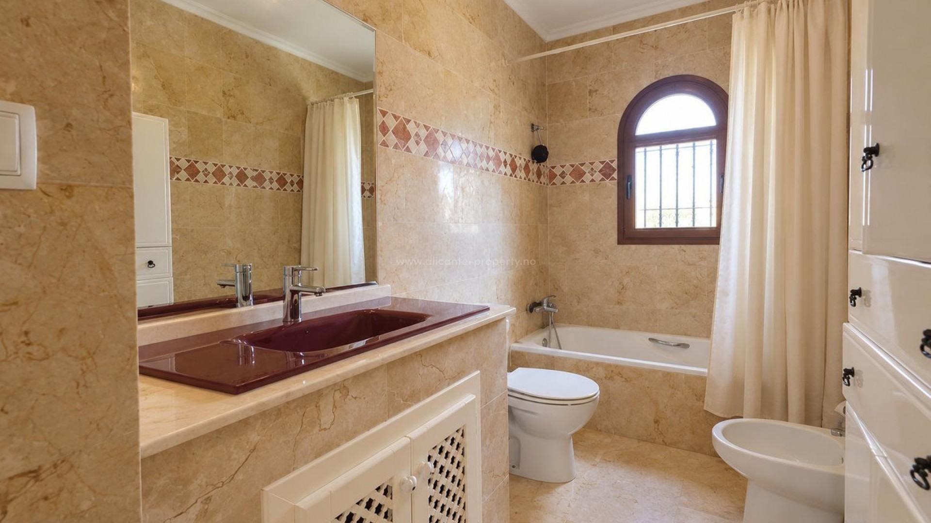 Apartment / flat in Pau 8