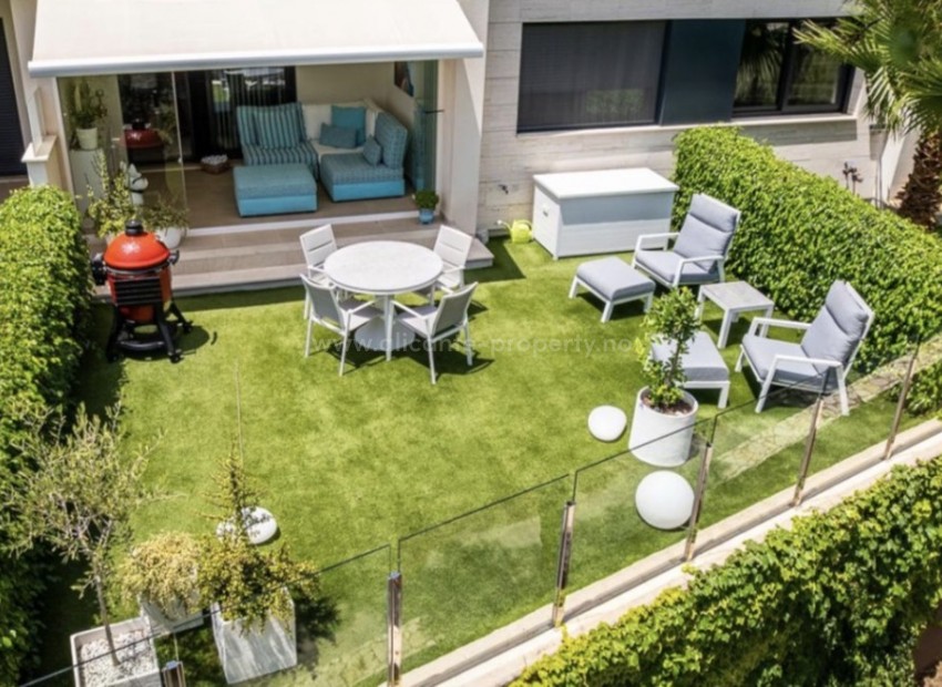 Apartment / flat in Pilar de la Horadada Centro