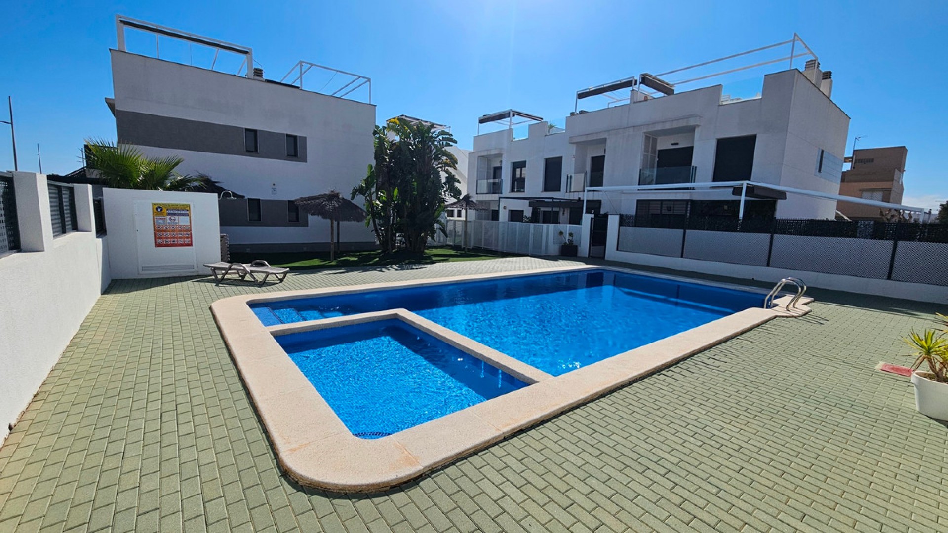 Apartment / flat in Pilar de la Horadada Centro