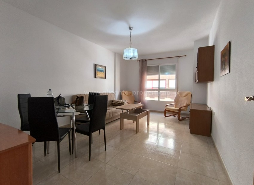 Apartment / flat in Pinoso Centro