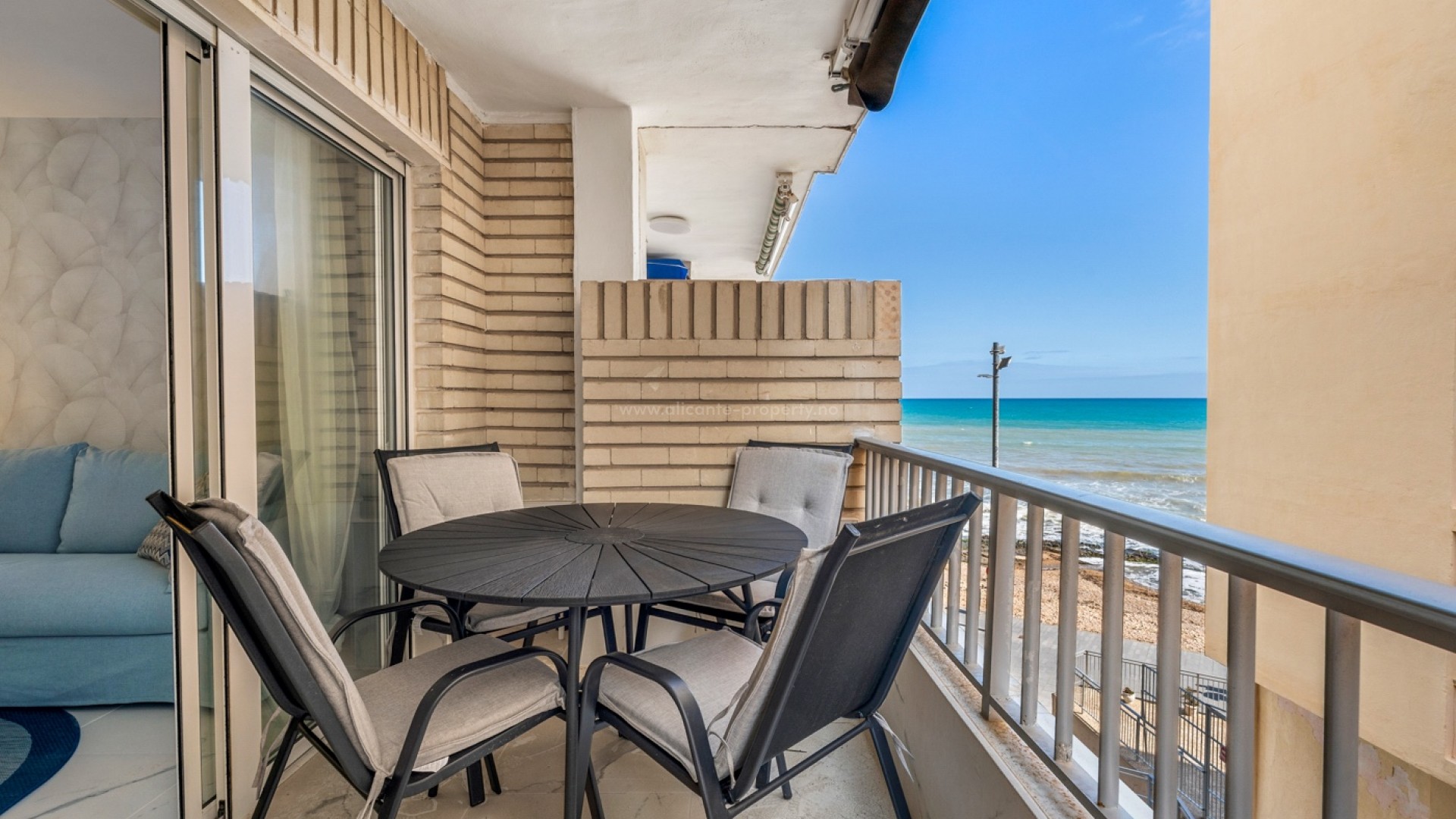 Apartment / flat in Playa de El Cura