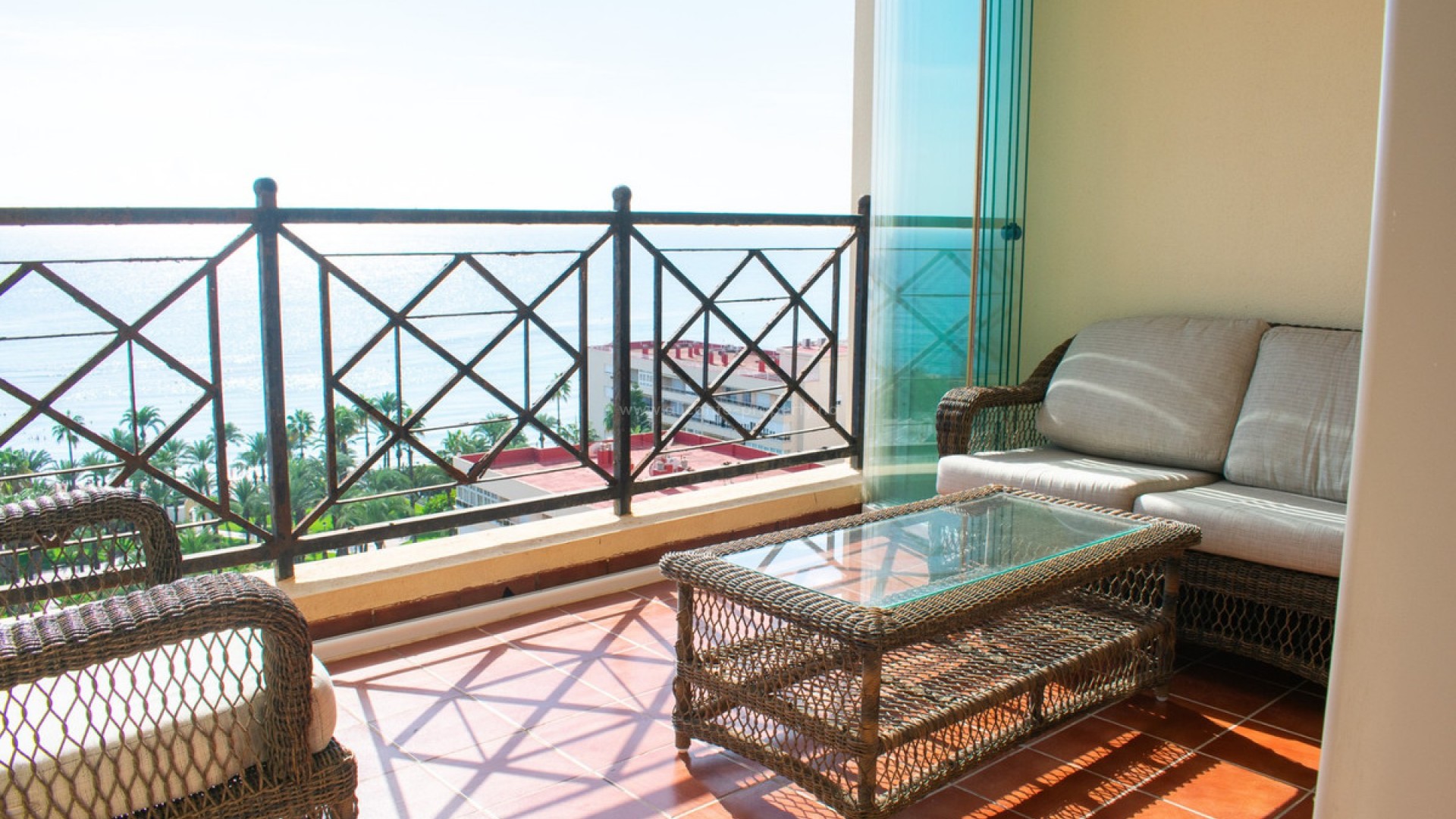 Apartment / flat in Playa de los Locos