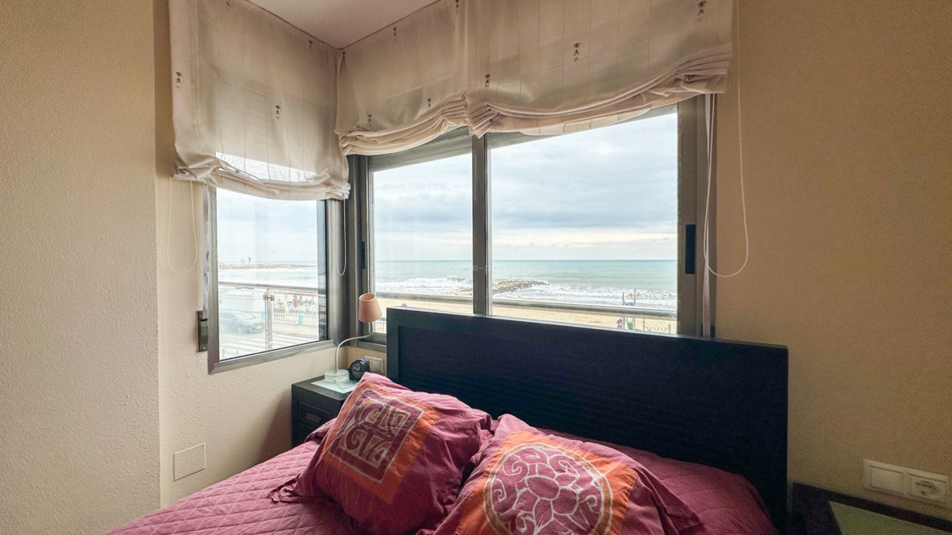 Apartment / flat in Playa de los Locos