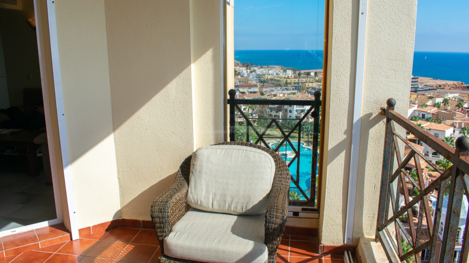 Apartment / flat in Playa de los Locos