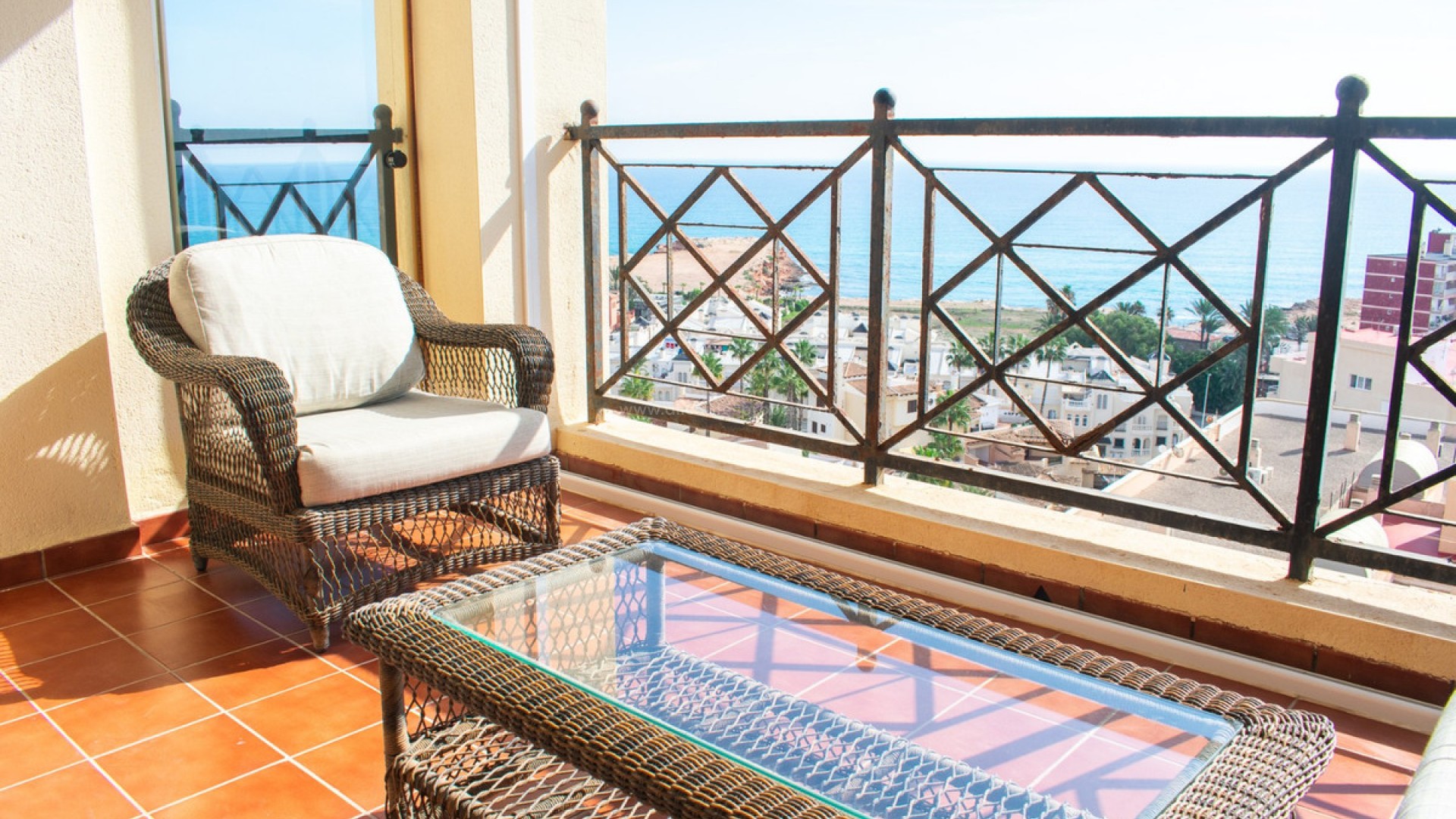 Apartment / flat in Playa de los Locos